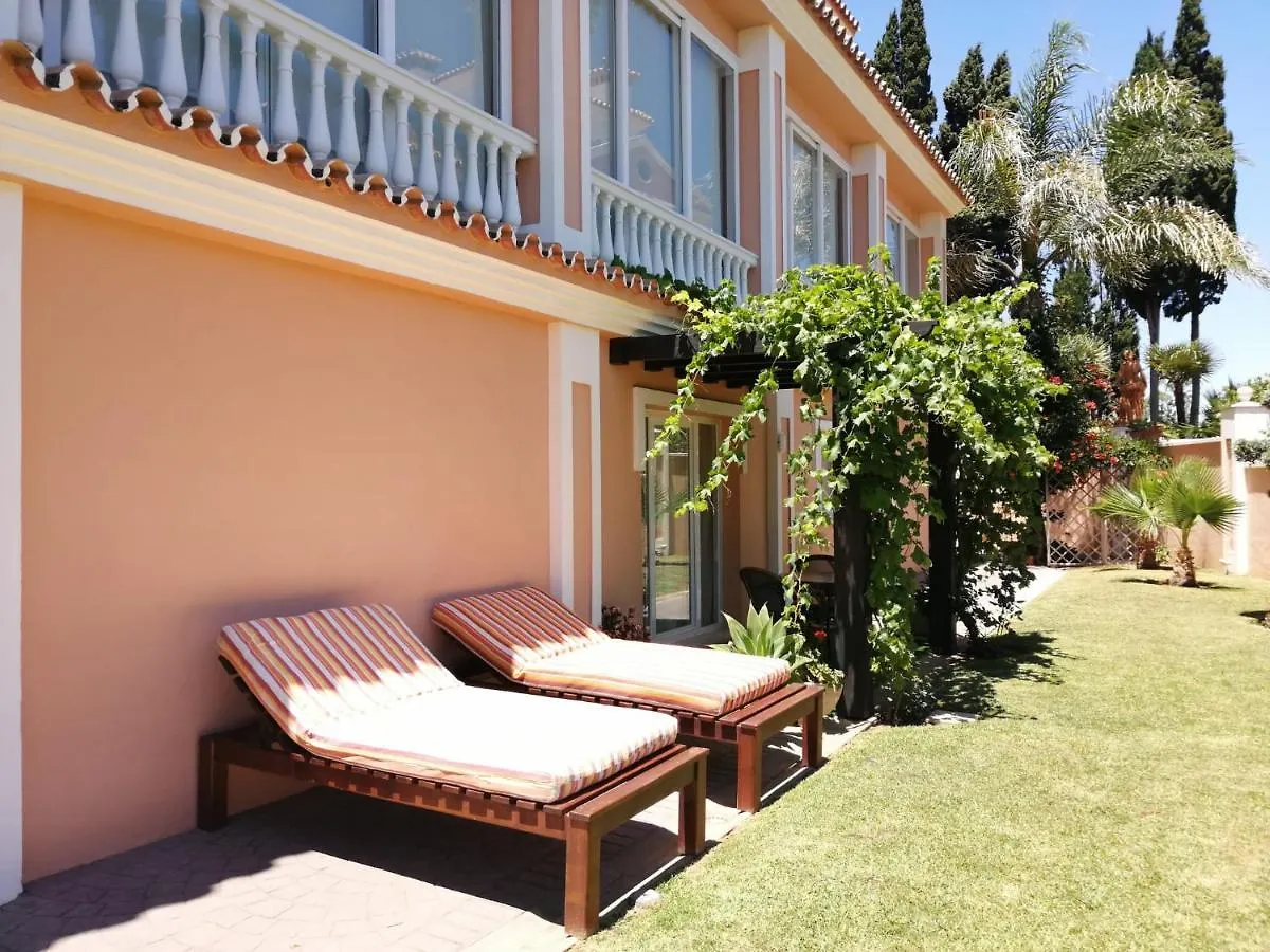 Hotel Boutique Villa Erina By Bossh Hotels - Adults Recommended Manilva Bed & Breakfast